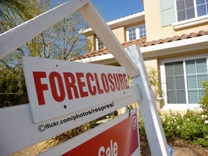 foreclosed sign